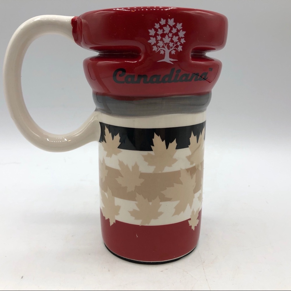 Canadiana 10 Oz Ceramic Mug  Black Twist Lid Red